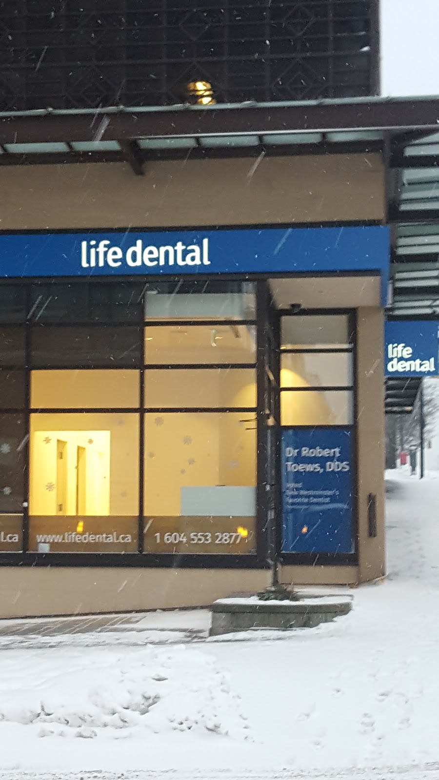 Life Dental dental clinic in New Westminster - Photo 2