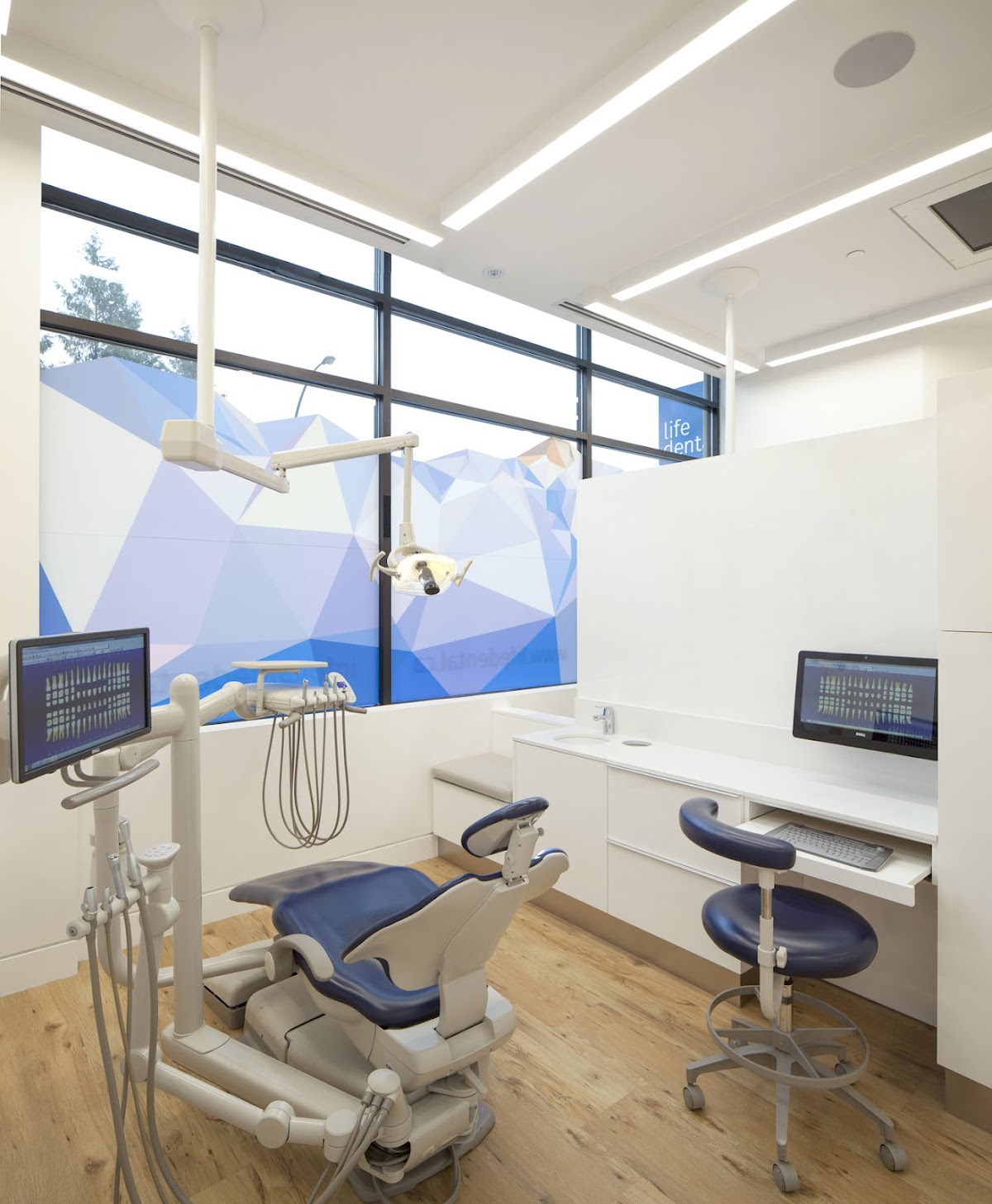 Life Dental dental clinic in New Westminster - Photo 6