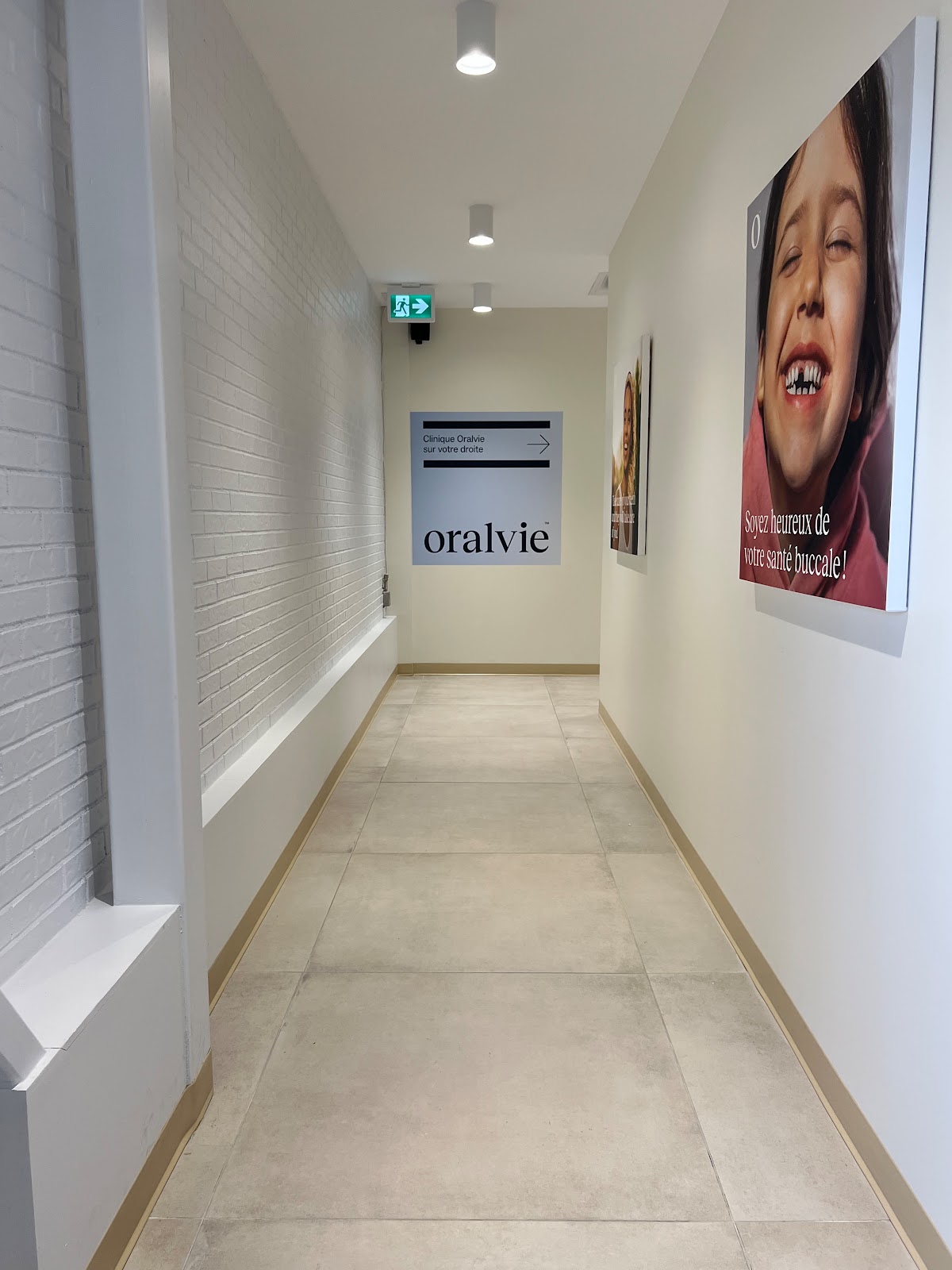 Oralvie - Dentiste à Montréal dental clinic in Côte-des-Neiges - Notre-Dame-de-Grâce - Photo 4
