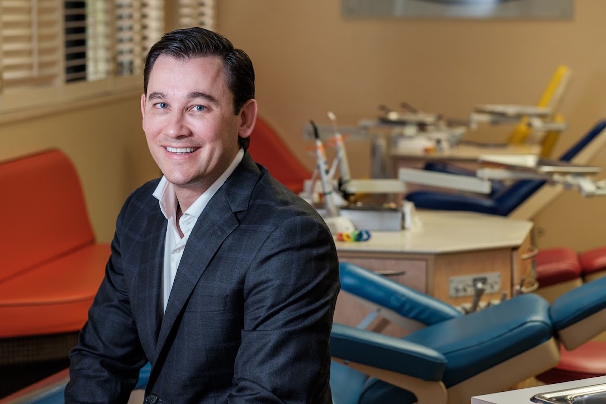 Kamatovic Orthodontics dental clinic in Niagara Falls - Photo 1