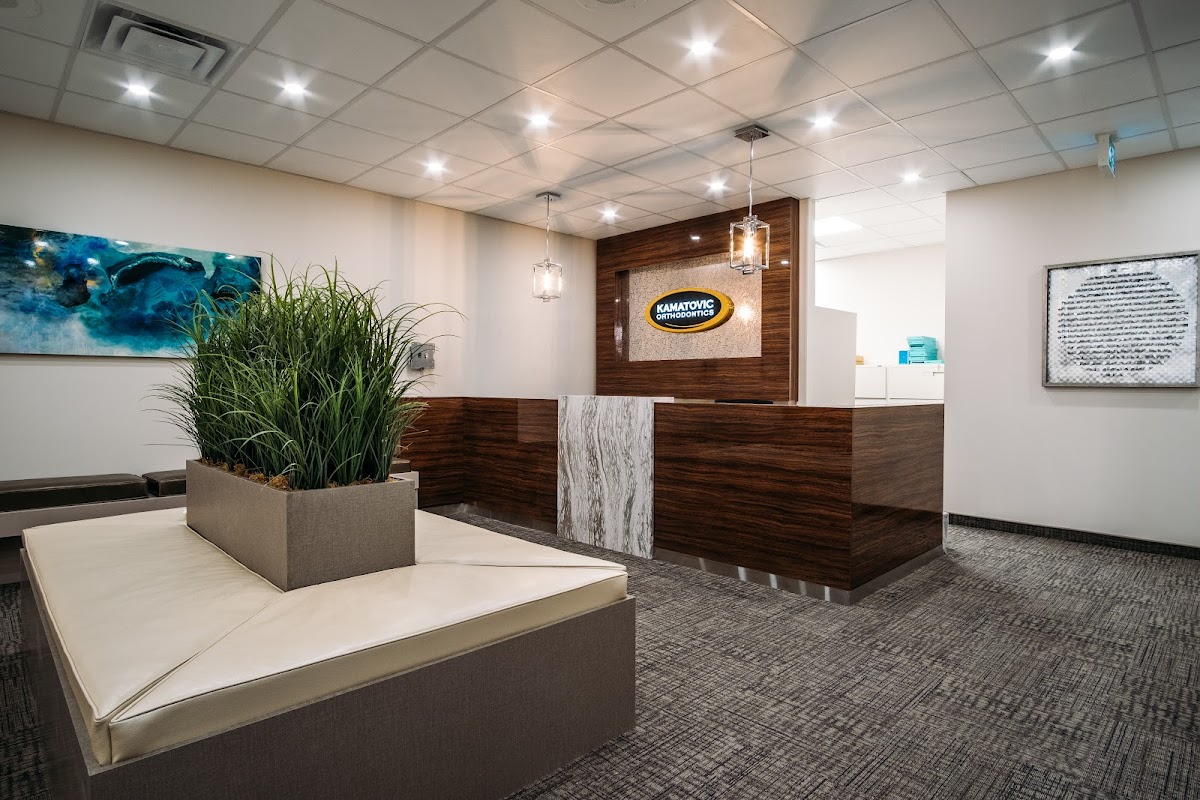 Kamatovic Orthodontics dental clinic in Niagara Falls - Photo 3