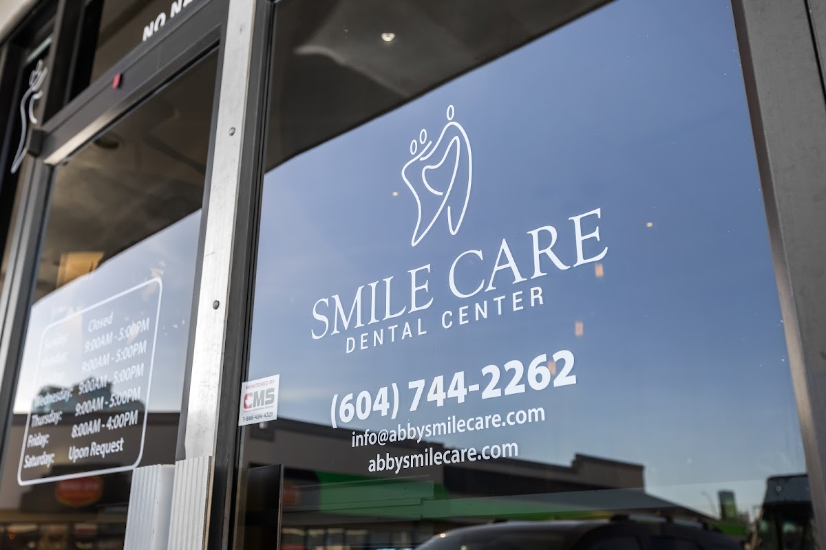 Smile Care Dental Center dental clinic in Abbotsford - Photo 3