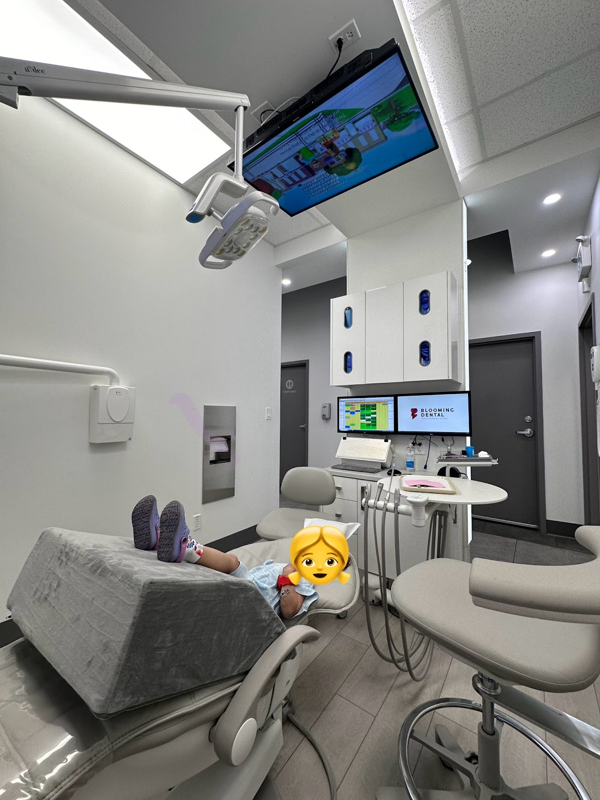 Blooming Dental dental clinic in Port Coquitlam - Photo 2