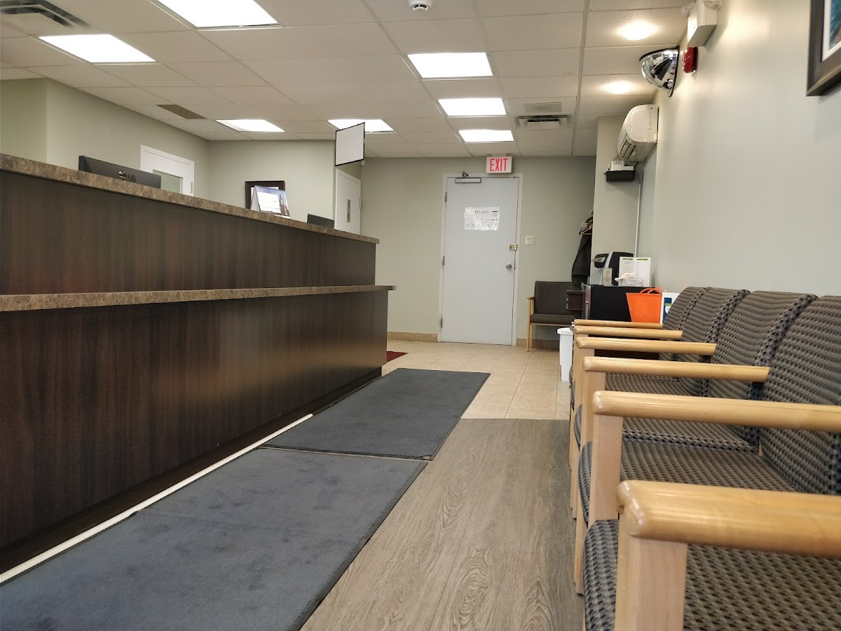 Connexion Dental Care Group dental clinic in Vanier - Photo 2
