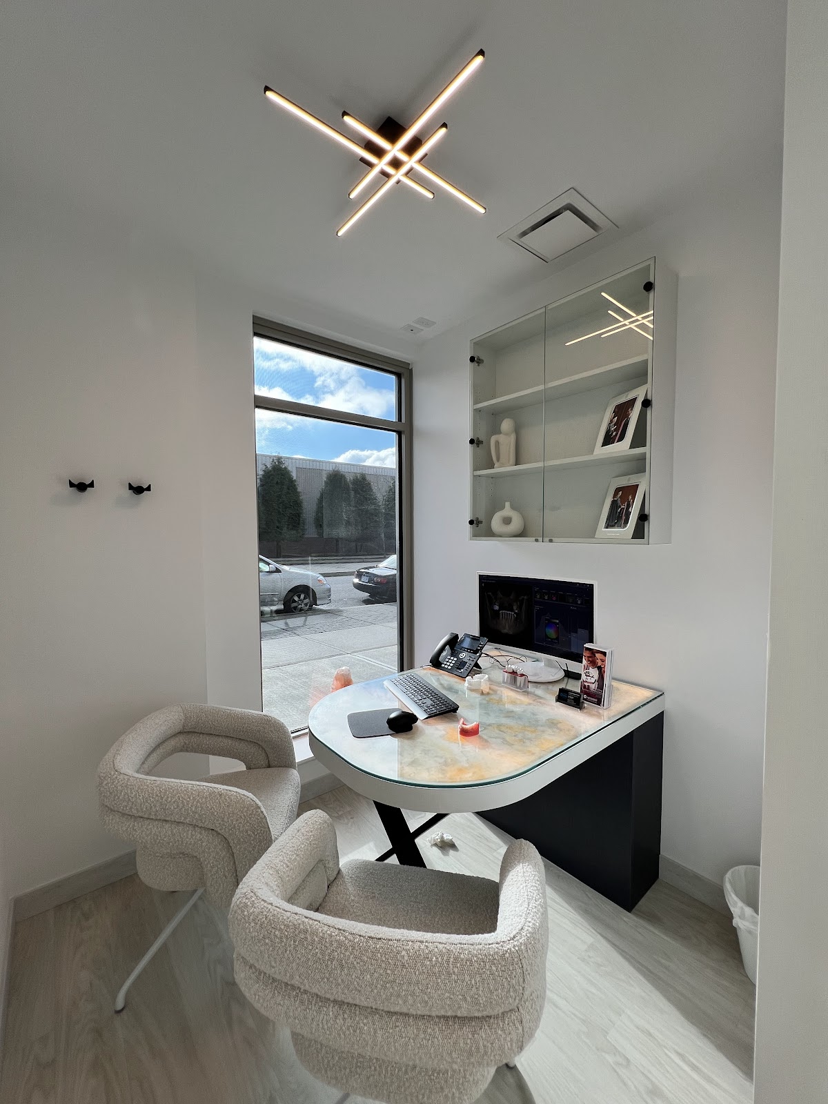 Langley Dental Group dental clinic in Langley Township - Photo 5
