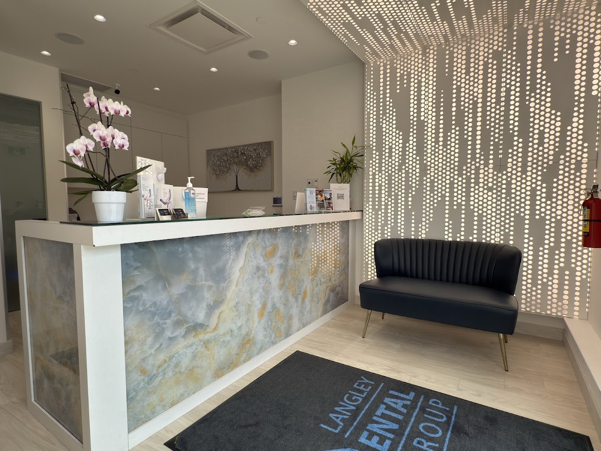 Langley Dental Group dental clinic in Langley Township - Photo 6