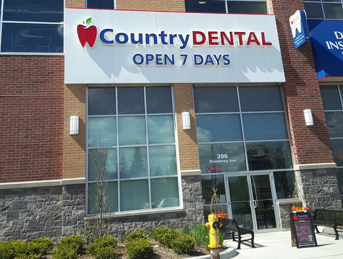 Country Dental Midtown Toronto dental clinic in Old Toronto - Photo 1