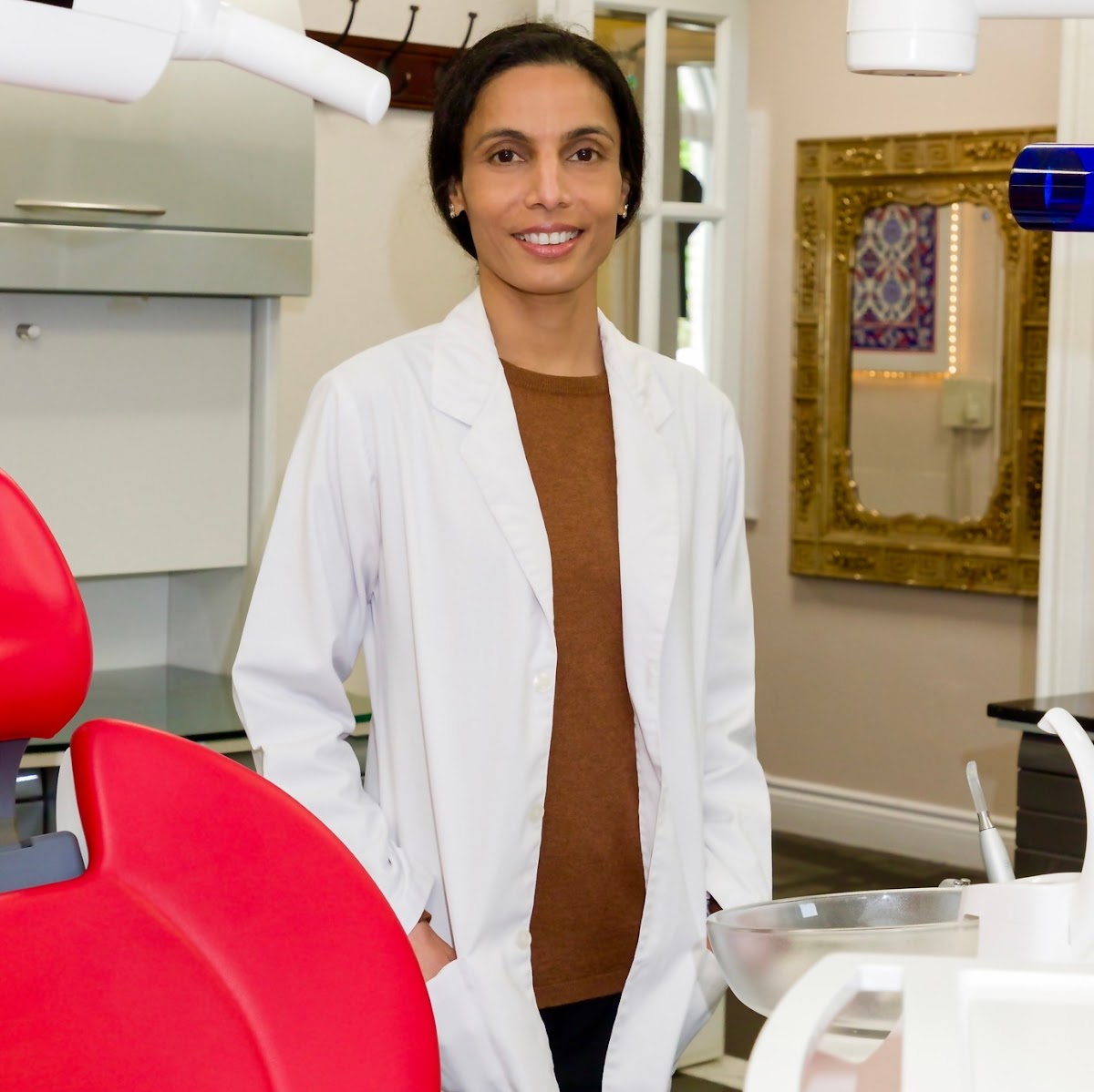 Dolphin Dental dental clinic in East York - Photo 9