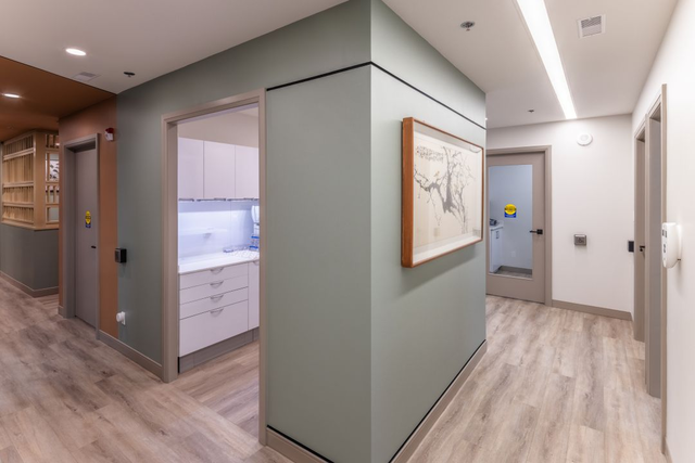 EviDental Smiles dental clinic in Old Toronto - Photo 4