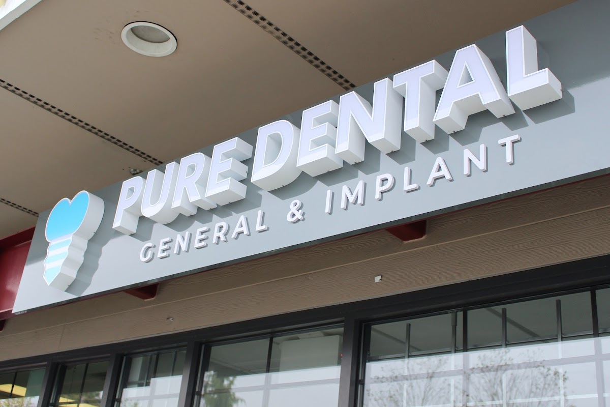 Pure Dental dental clinic in Langley Township - Photo 3