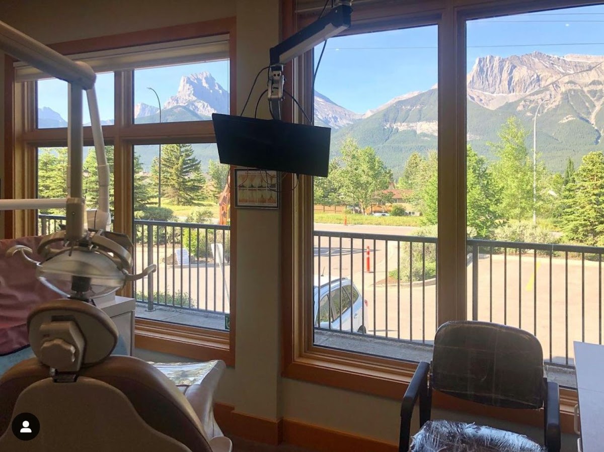 Vincelli Orthodontics - Canmore dental clinic in Canmore - Photo 1