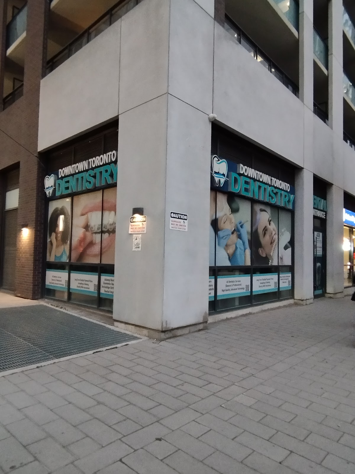 Downtown Toronto Dentistry dental clinic in Old Toronto - Photo 2