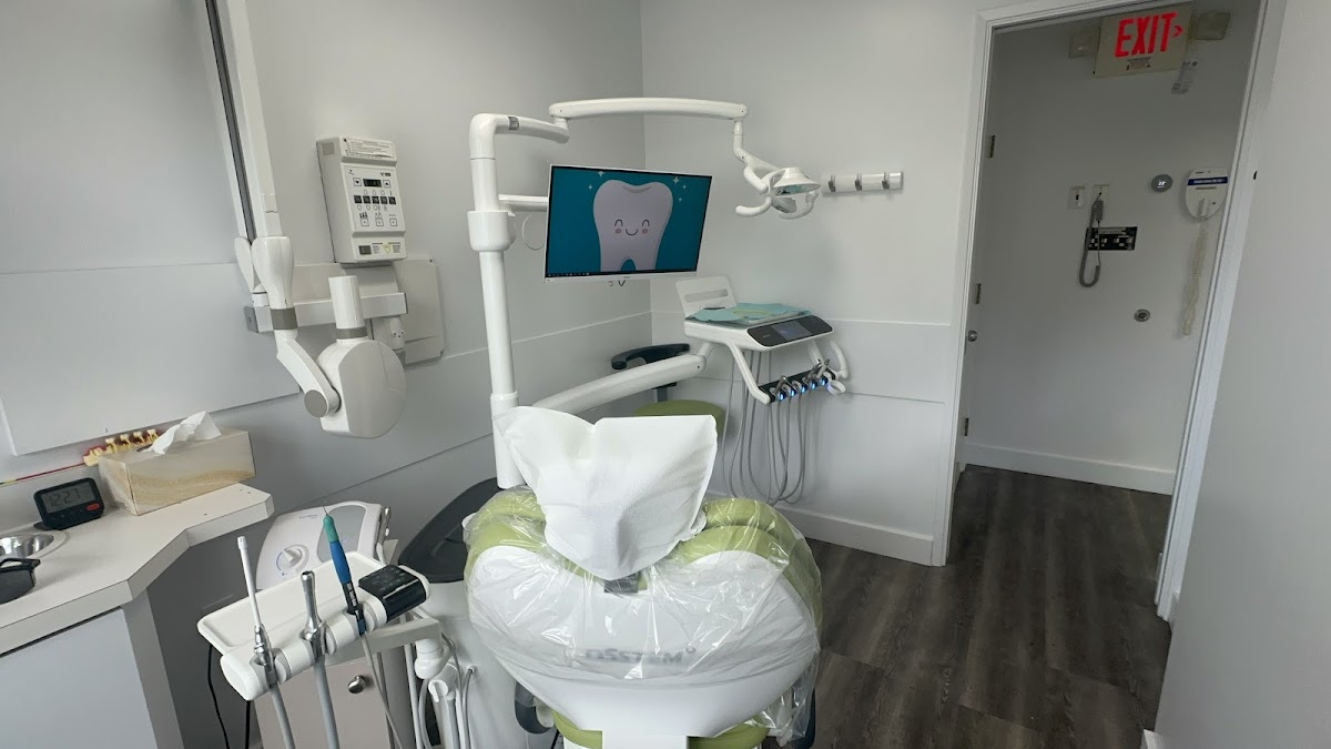 Allard Dental Centre dental clinic in Langley Township - Photo 4