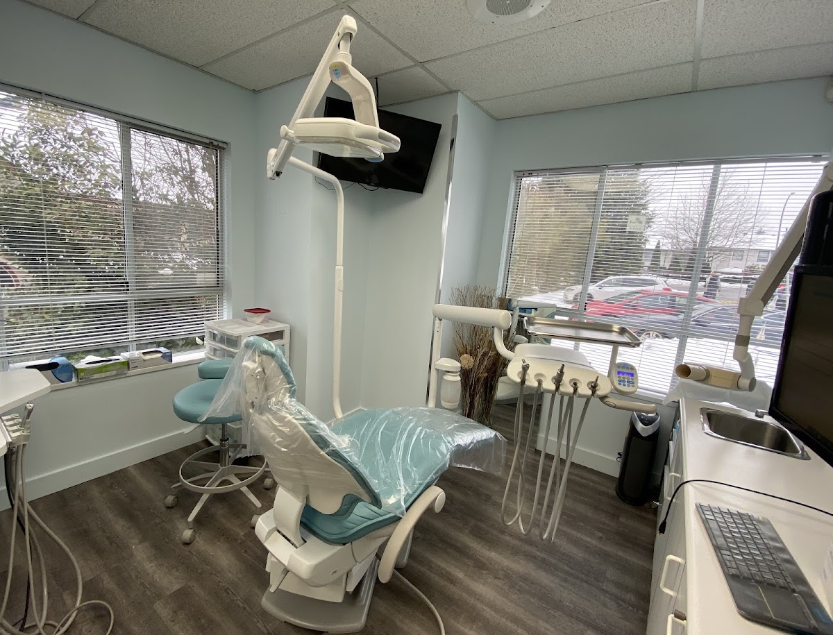 Allard Dental Centre dental clinic in Langley Township - Photo 6