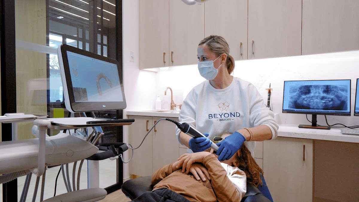 Beyond Braces | South Surrey Orthodontist dental clinic in Surrey - Photo 1