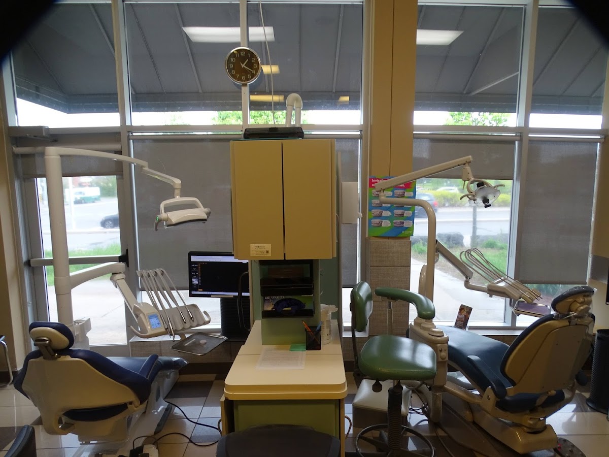 Herongate Dental dental clinic in Ottawa - Photo 2