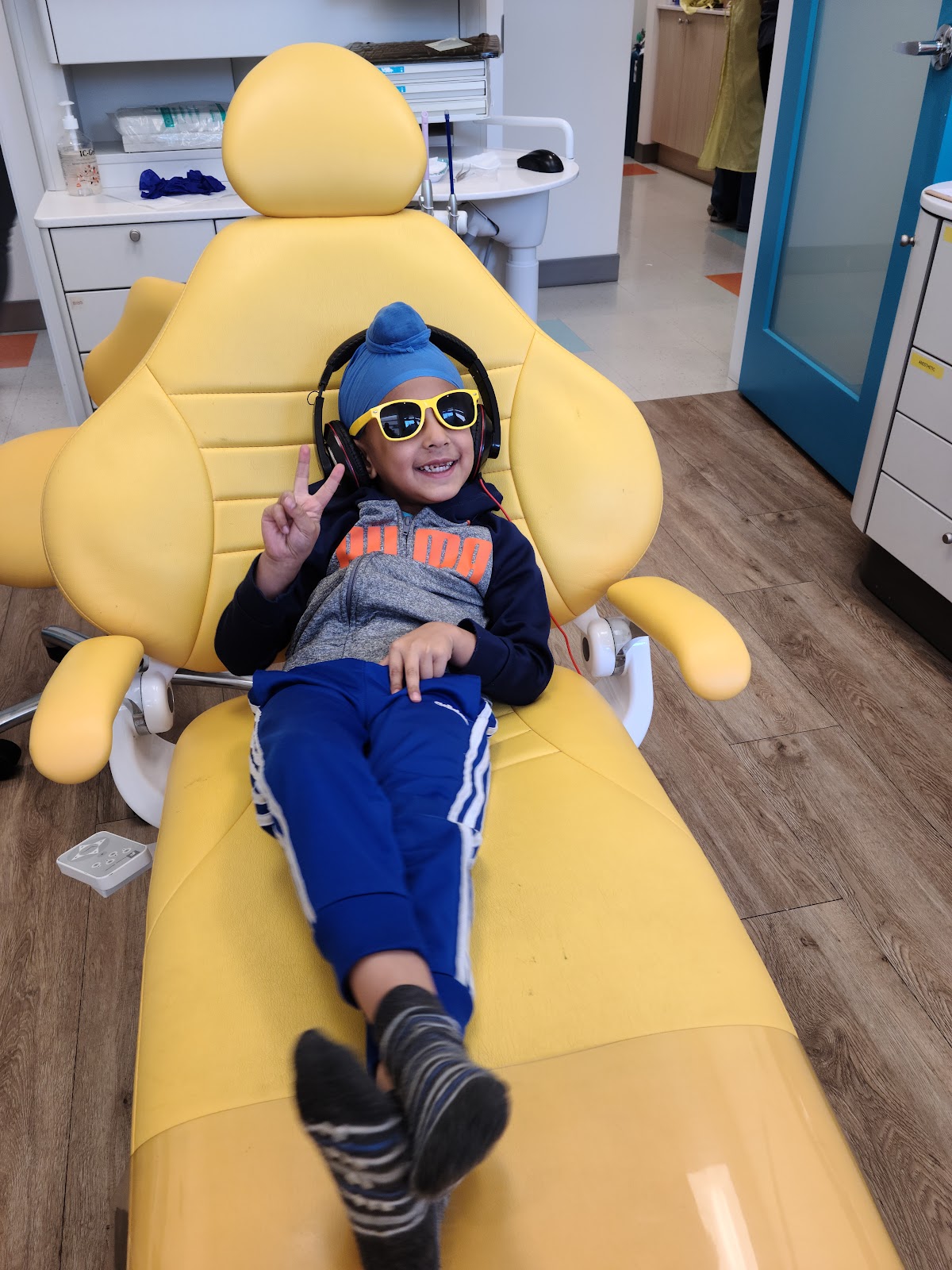 SmileTown Dentistry North Delta dental clinic in Delta - Photo 6