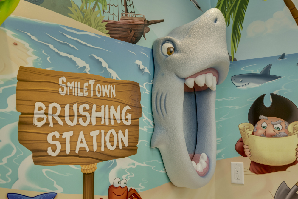 SmileTown Dentistry North Delta dental clinic in Delta - Photo 7