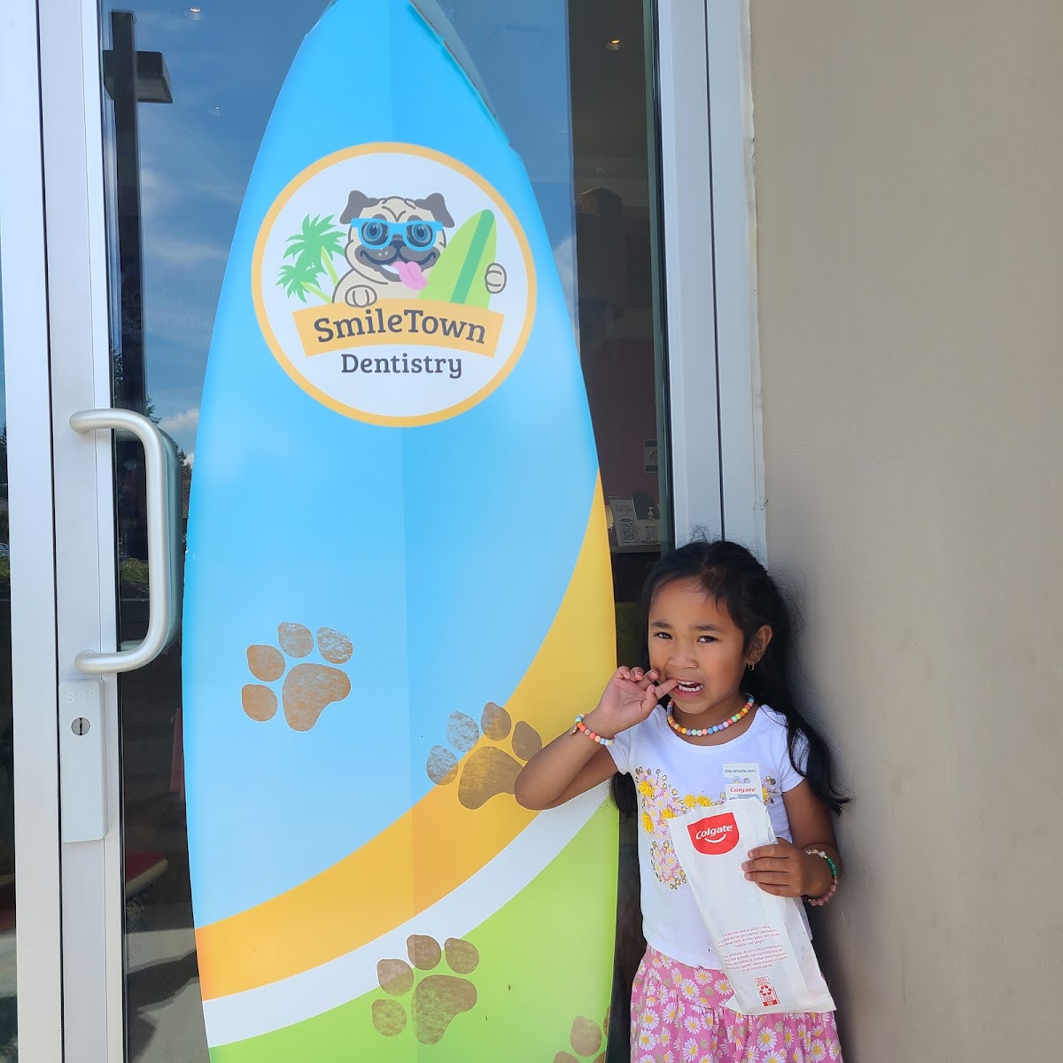 SmileTown Dentistry North Delta dental clinic in Delta - Photo 10