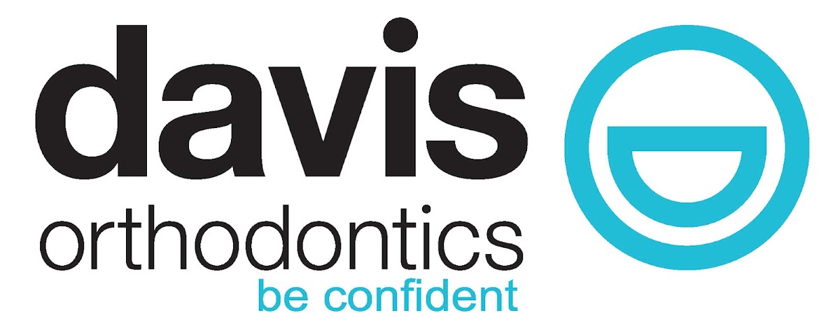Davis Orthodontics-Danforth dental clinic in Old Toronto - Photo 7