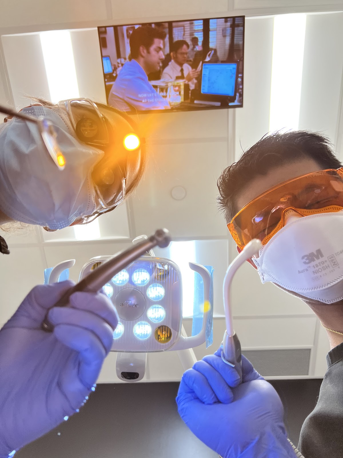 Studio Dental @ Eaton Centre dental clinic in Old Toronto - Photo 10