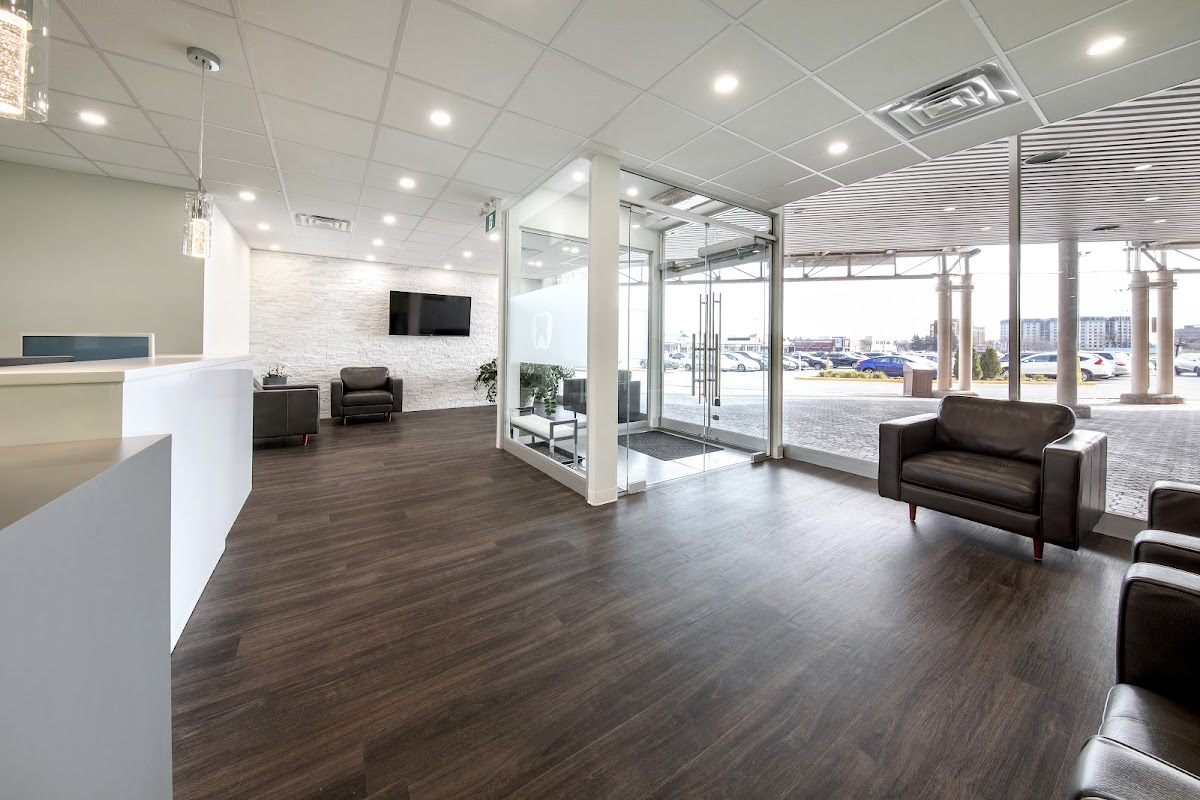 West Island Dental Clinic dental clinic in Pointe-Claire - Photo 2