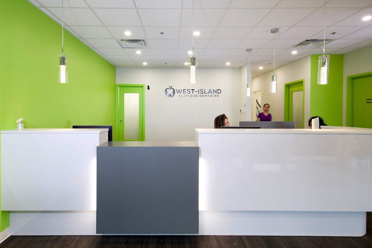 West Island Dental Clinic dental clinic in Pointe-Claire - Photo 3