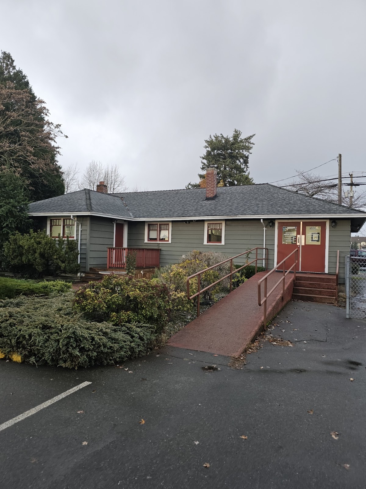 Goldstream Dental Clinic dental clinic in Victoria - Photo 2