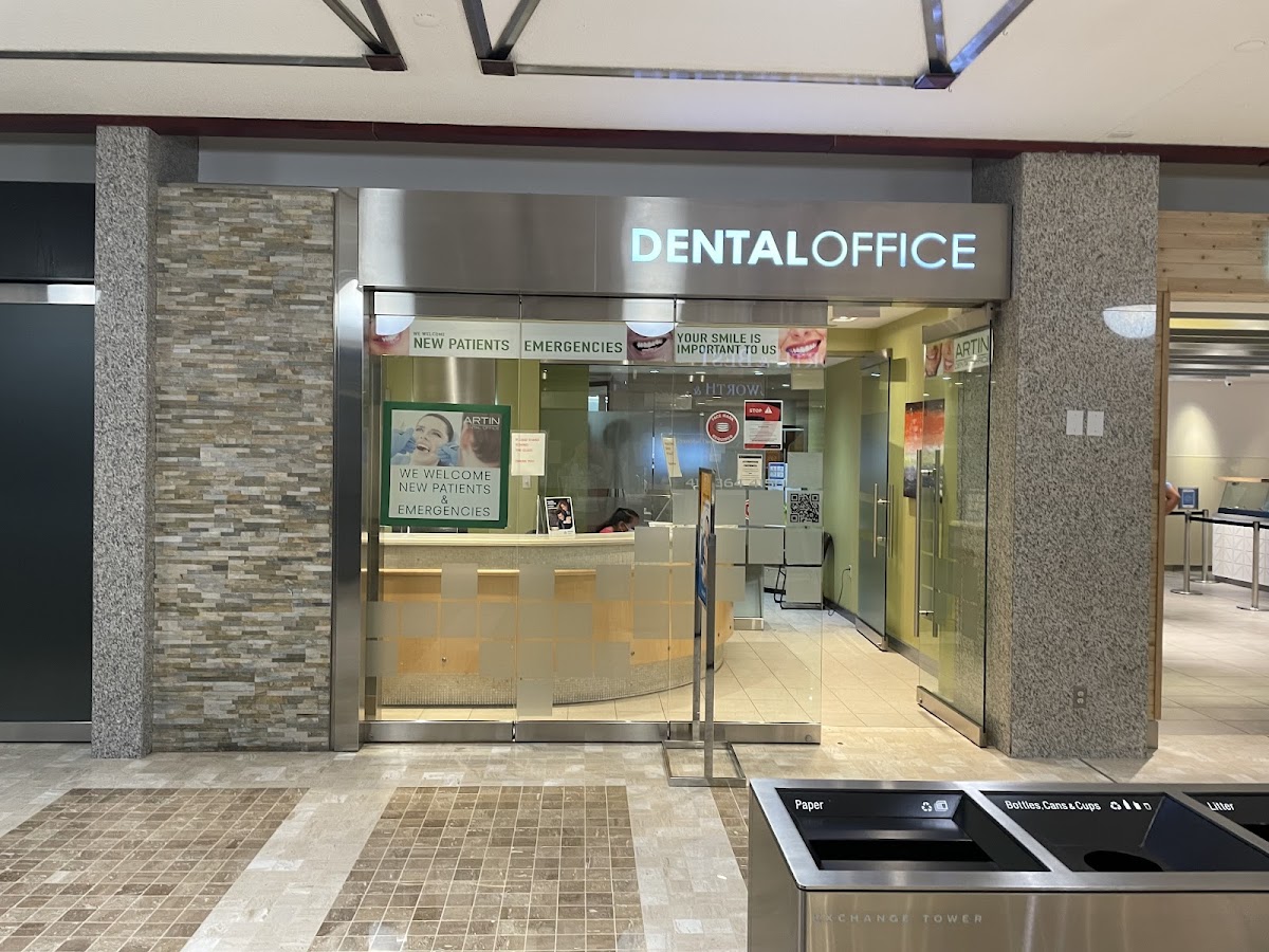 Artin Dental Office dental clinic in Old Toronto - Photo 10