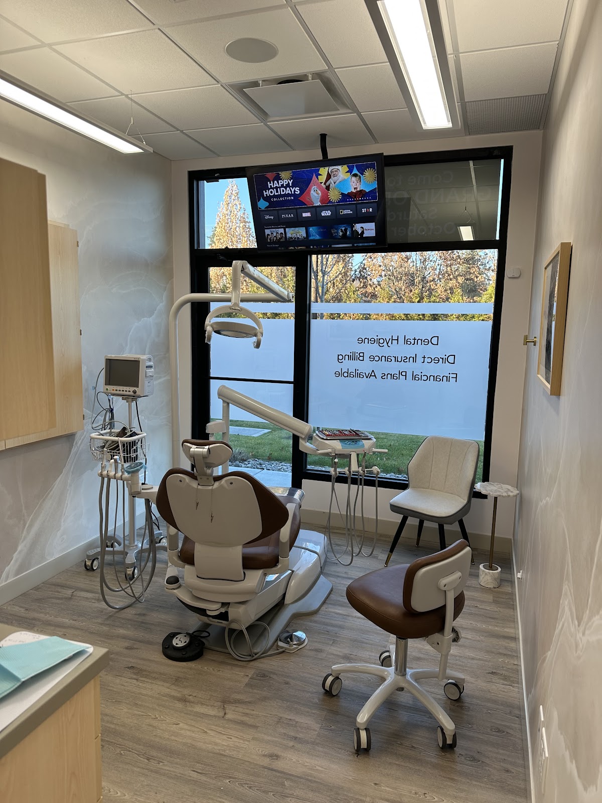 Lakeview Dental dental clinic in West Kelowna - Photo 5