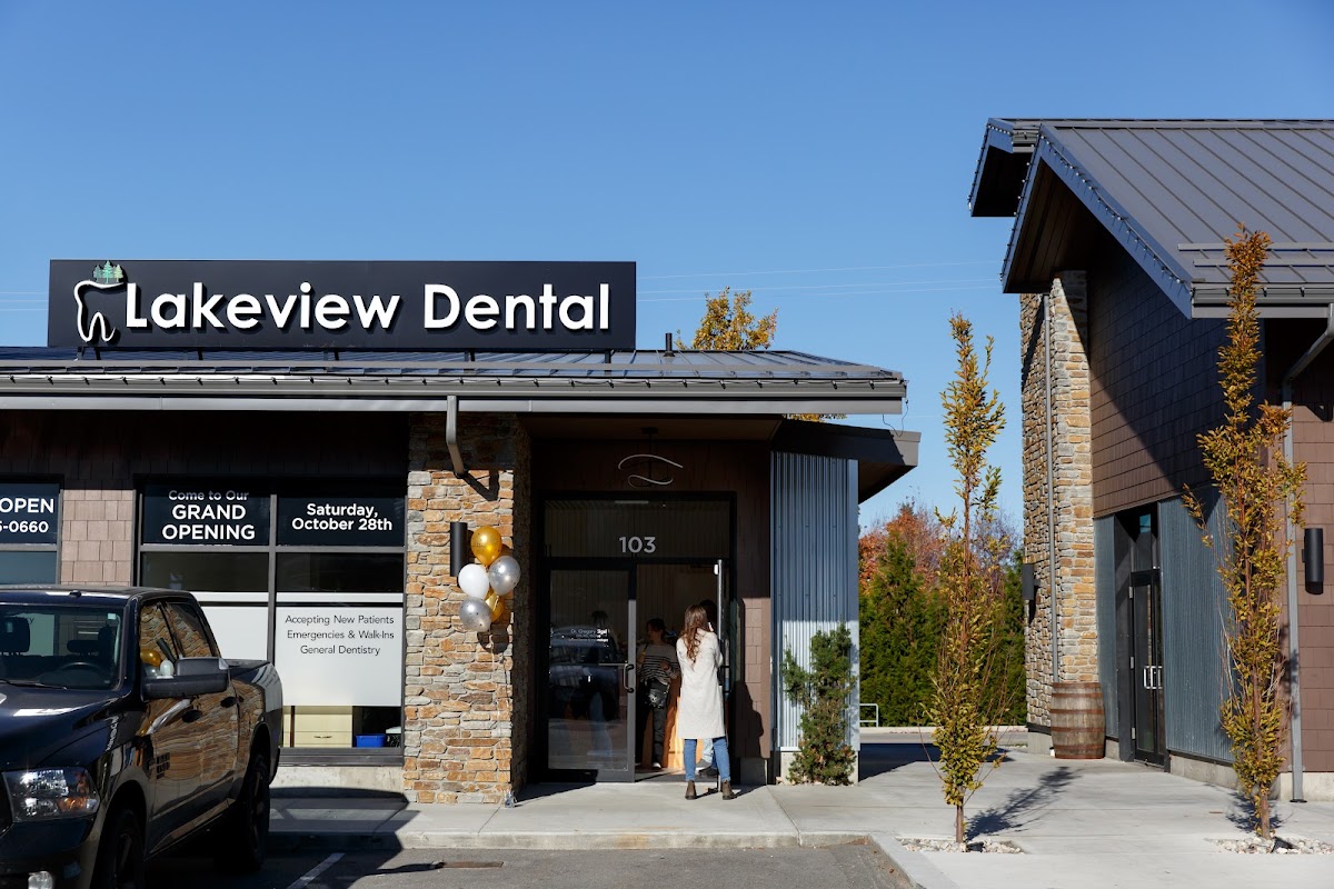 Lakeview Dental dental clinic in West Kelowna - Photo 7