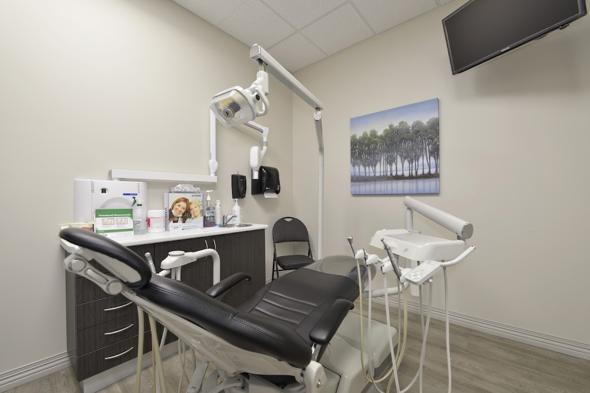 Country Dental dental clinic in Cambridge - Photo 2