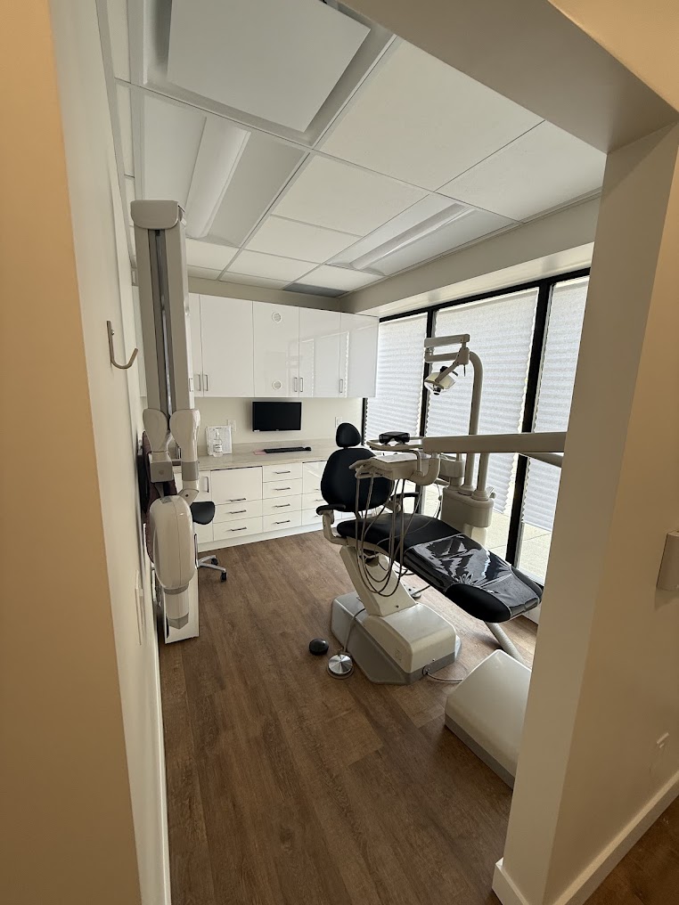 Keele Crosstown Dental York (Formerly Caledonia Crosstown Dental) dental clinic in York - Photo 4