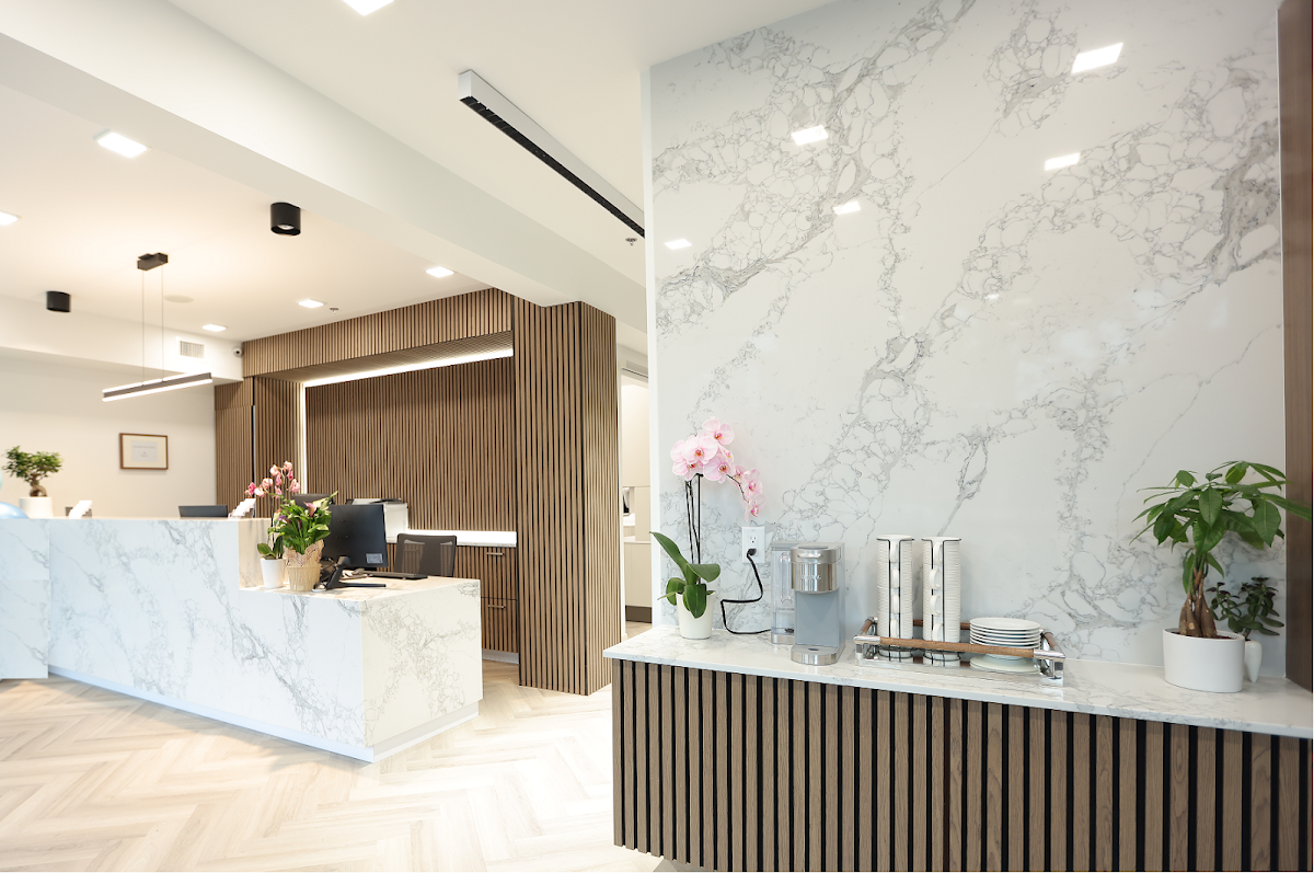 West Van Family Dental dental clinic in West Vancouver - Photo 1
