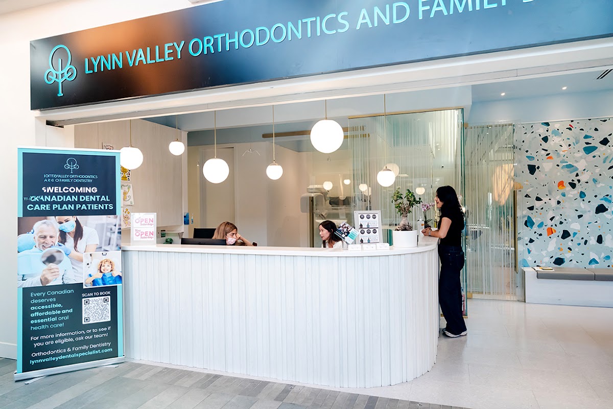 Lynn Valley Orthodontics and Family Dentistry dental clinic in North Vancouver - Photo 2
