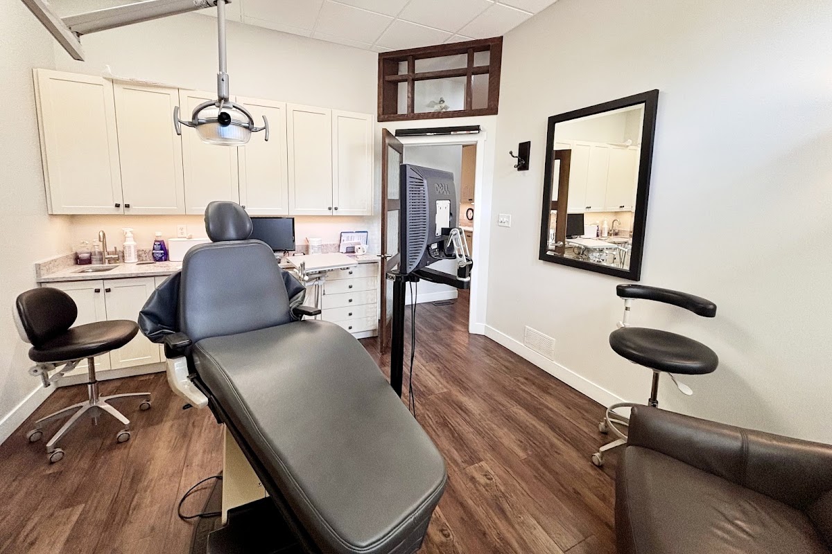 Ambrosi Place Dental Care dental clinic in Kelowna - Photo 1
