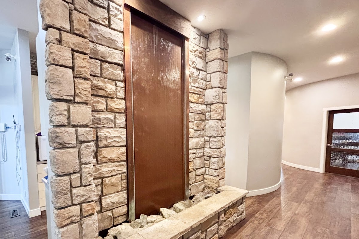 Ambrosi Place Dental Care dental clinic in Kelowna - Photo 3