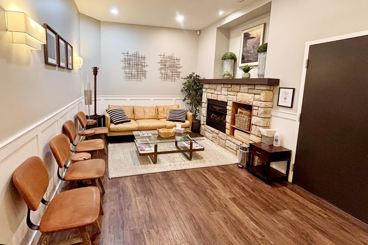 Ambrosi Place Dental Care dental clinic in Kelowna - Photo 4