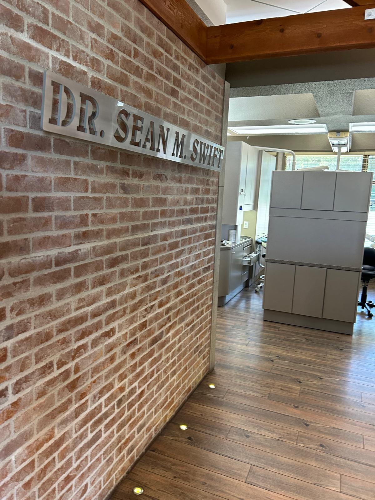Dr. Sean M. Swift Dentistry dental clinic in Kelowna - Photo 7