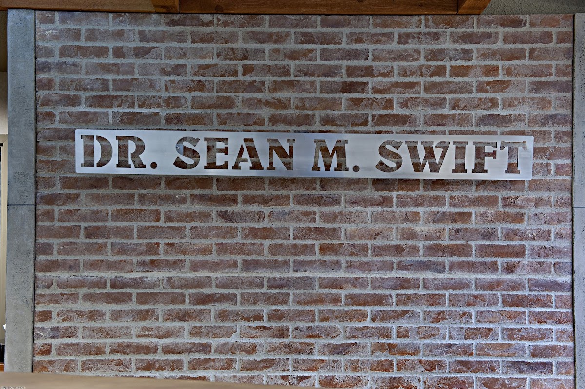 Dr. Sean M. Swift Dentistry dental clinic in Kelowna - Photo 9