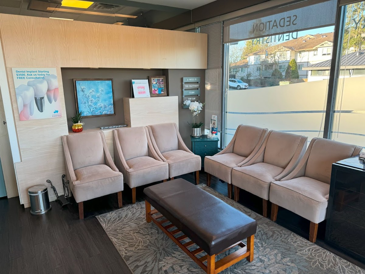 Township Dental Centre Langley dental clinic in Langley - Photo 9