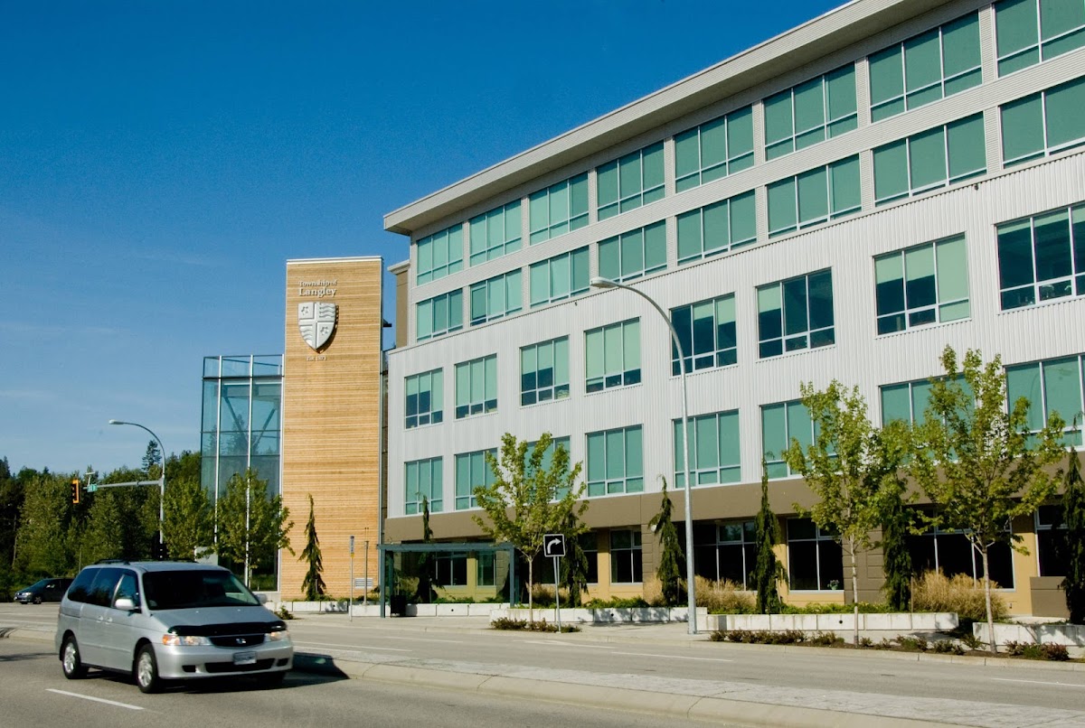 My Langley Dentist dental clinic in Langley - Photo 8
