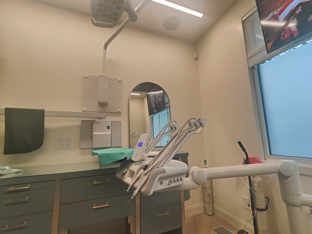 Kelowna Dental Centre dental clinic in Kelowna - Photo 10