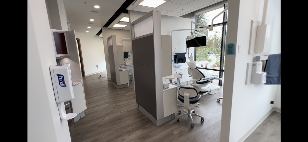 Platinum Dental Care Langley dental clinic in Langley Township - Photo 3