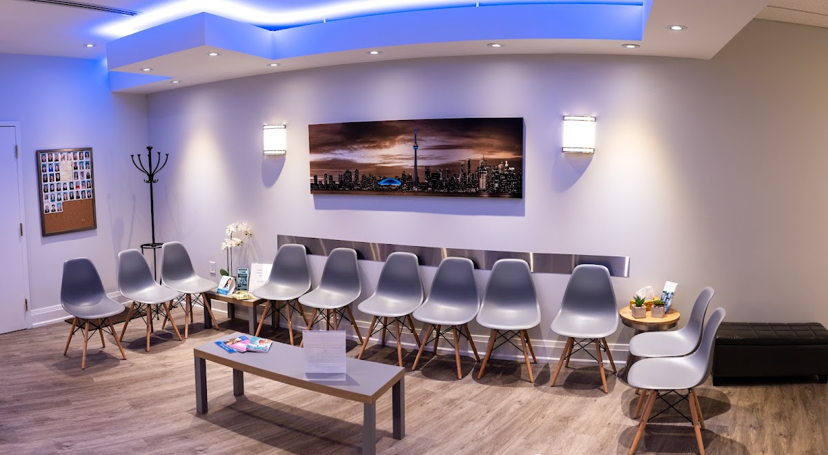 Humbertown Orthodontics dental clinic in Etobicoke - Photo 7