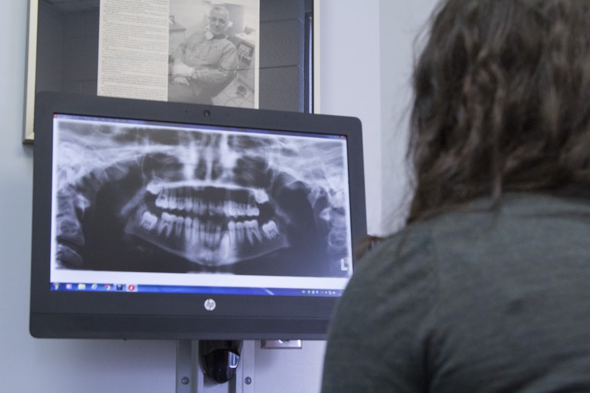 J'aime Mes Dents dental clinic in Westmount - Photo 1