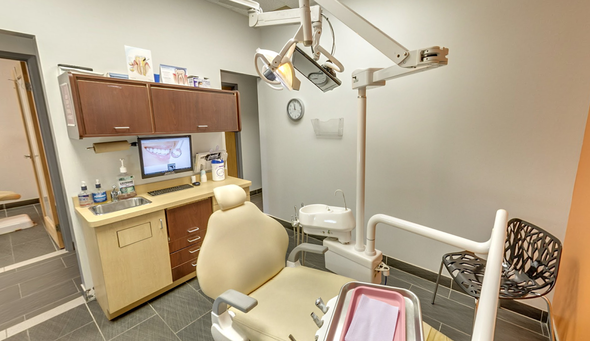 Ardagh Family Dentistry | Best Dental Clinic in Barrie | Emergency Dentist in Barrie dental clinic in Barrie - Photo 1