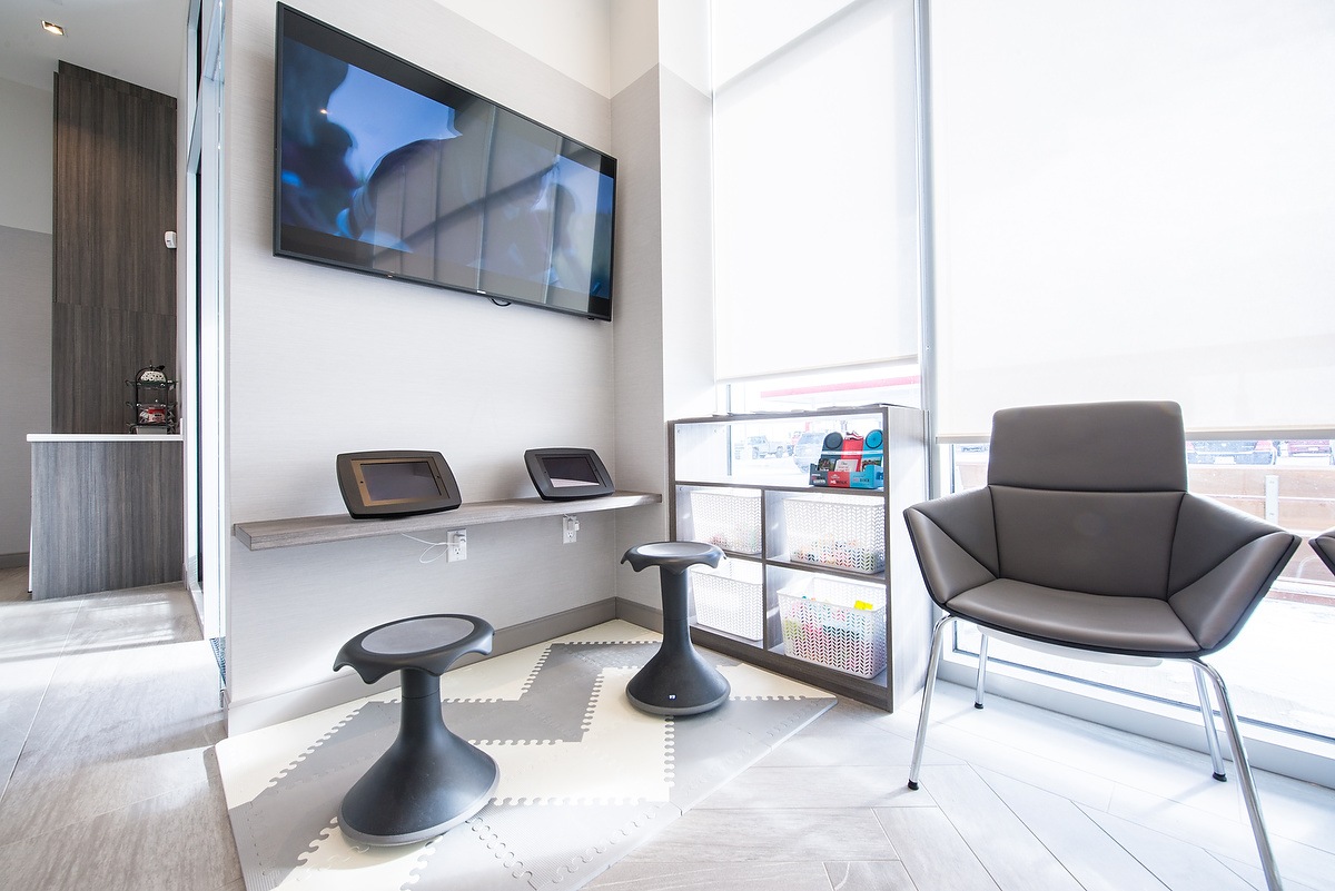 Edgemont Dental Clinic dental clinic in Edmonton - Photo 7