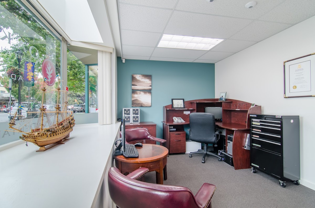 Oak Bay Dental Clinic dental clinic in Victoria - Photo 5