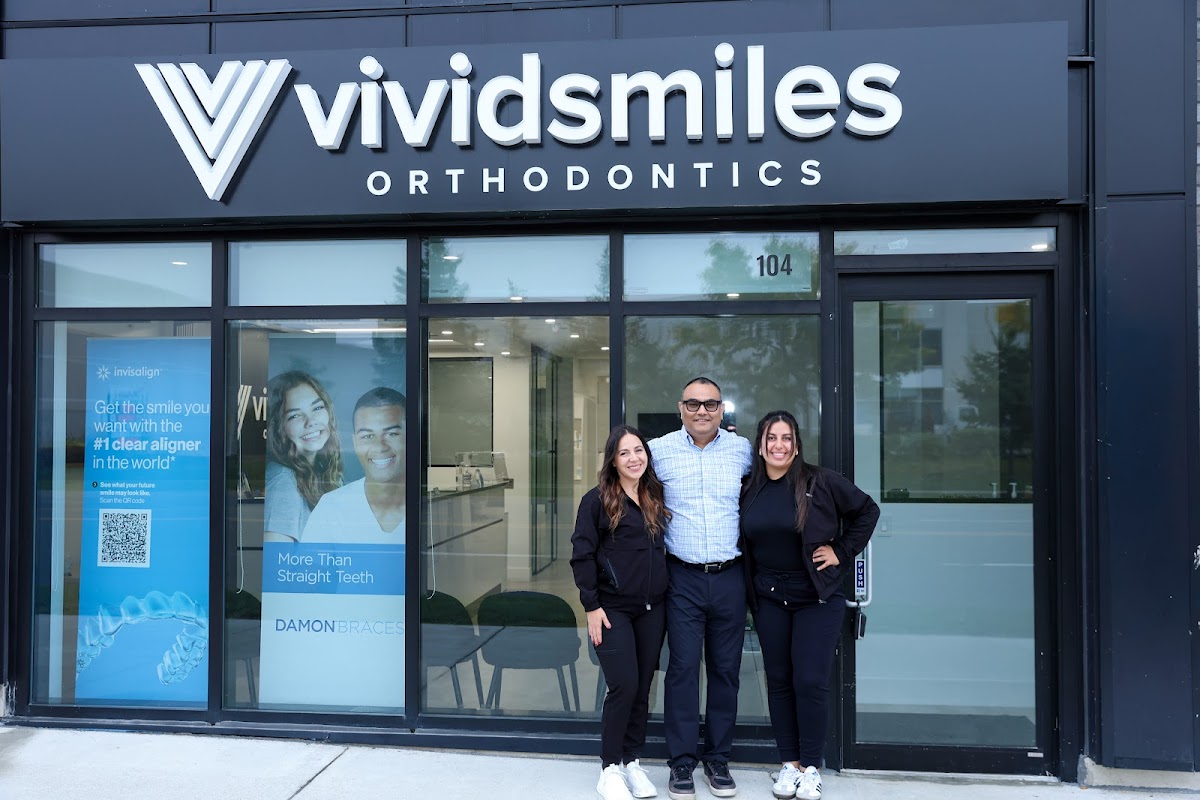 Vivid Smiles Orthodontics dental clinic in Mississauga - Photo 2
